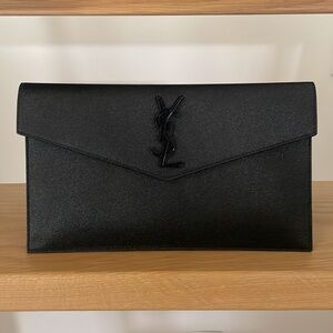 Yves Saint Laurent Uptown Pouch in Grain de Poudre Leather (Black)